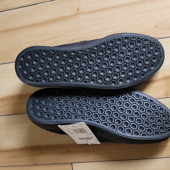 ‼️SOLD‼️Adidas 3MC slip-on - Picture 5 of 5